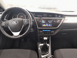 Toyota Auris foto 6