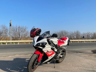 Yamaha R1