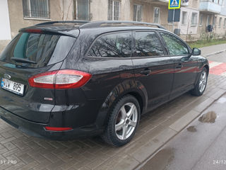 Ford Mondeo foto 5