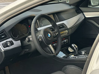 BMW 5 Series foto 12