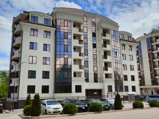 Apartament cu 2 camere, 70 m², Centru, Ialoveni