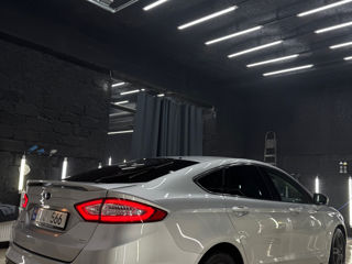 Ford Mondeo foto 9