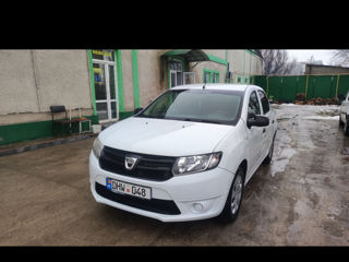 Dacia Logan foto 2