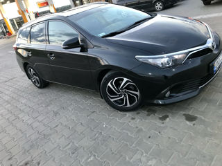 Toyota Auris foto 3