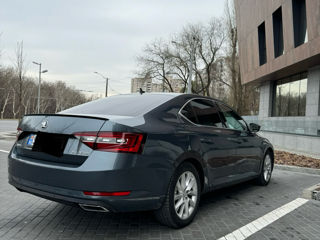 Skoda Superb foto 5