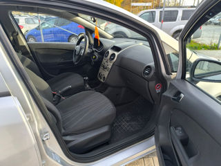 Opel Corsa foto 11