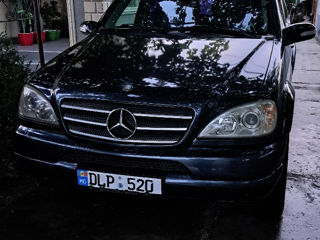 Mercedes M-Class