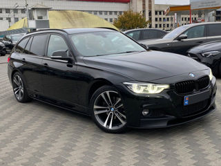 BMW 3 Series Touring foto 5