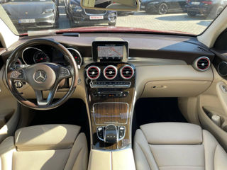 Mercedes GLC foto 10