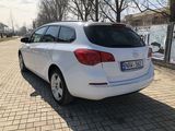 Opel Astra foto 4