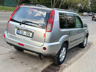 Nissan X-Trail foto 10