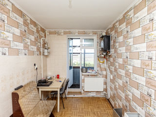 Apartament cu 3 camere, 74 m², Centru, Ialoveni foto 1