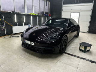 Porsche Panamera foto 3