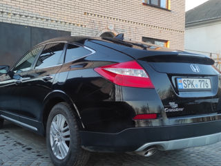 Honda Crosstour foto 5