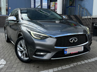 Infiniti QX30