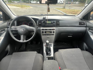 Toyota Corolla foto 8