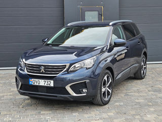 Peugeot 5008 фото 1
