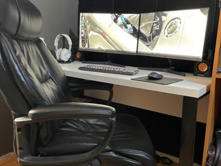 Set-up birou complet – scaun ergonomic, birou, monitoare duale și accesorii foto 1