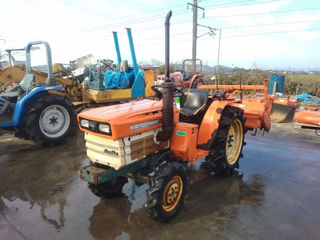 Tractor Japonez Kubota B1600 (16 c.p.)