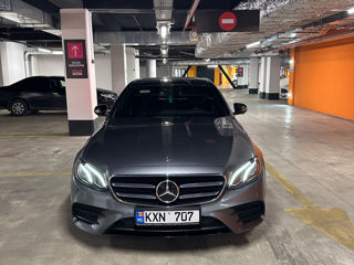 Mercedes E-Class foto 6