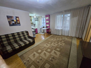 Apartament cu 2 camere, 47 m², Botanica, Chișinău foto 2