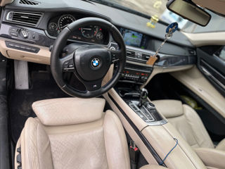 BMW 7 Series foto 8