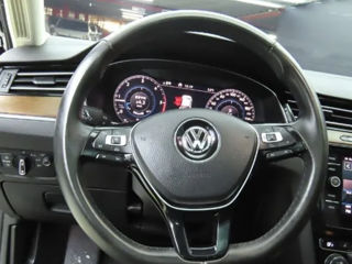 Volkswagen Passat foto 6