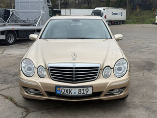 Mercedes E-Class foto 2