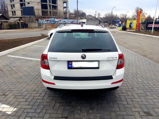 Skoda Octavia foto 2