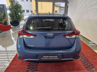 Toyota Auris foto 3