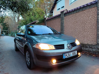 Renault Megane foto 8