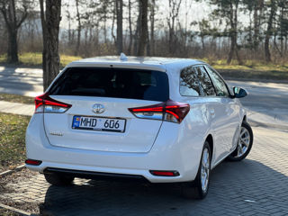 Toyota Auris foto 3