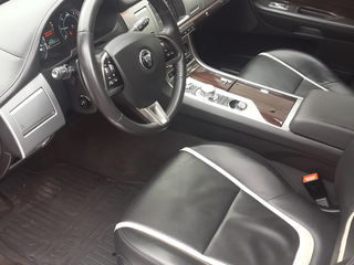 Jaguar Xf foto 5