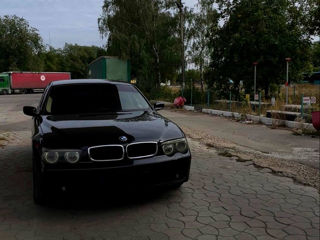 BMW 7 Series foto 2