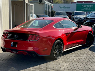 Ford Mustang foto 5