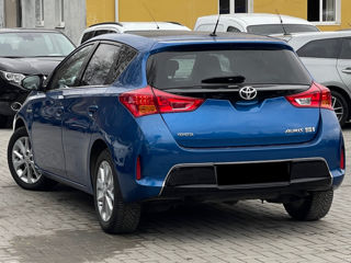 Toyota Auris foto 5