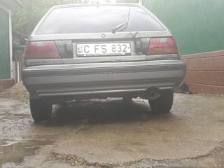 Nissan Sunny foto 6