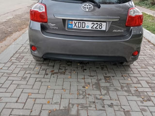 Toyota Auris foto 2