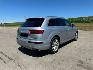 Audi Q7 foto 7