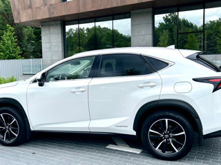 Lexus NX Series foto 2