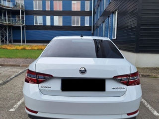 Skoda Superb foto 3