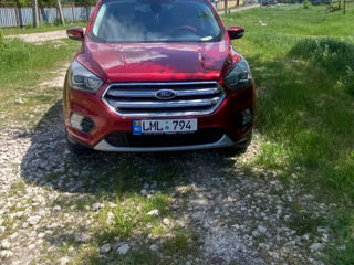 Ford Escape foto 2