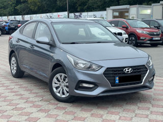 Hyundai Accent foto 5