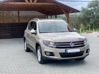 Volkswagen Tiguan foto 2