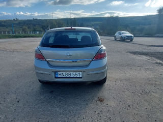 Opel Astra foto 4