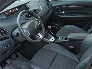 Renault Grand Scenic foto 3