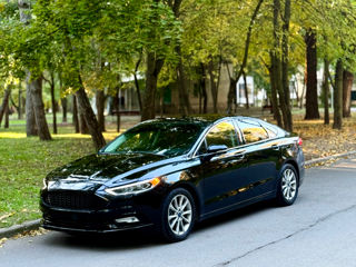 Ford Fusion foto 2