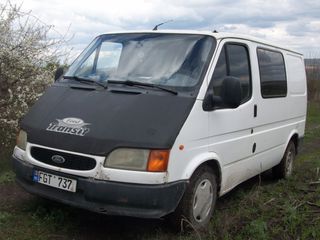 Ford transit foto 2