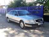 Audi 100 foto 2