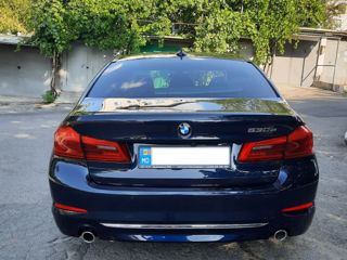 BMW 5 Series foto 5